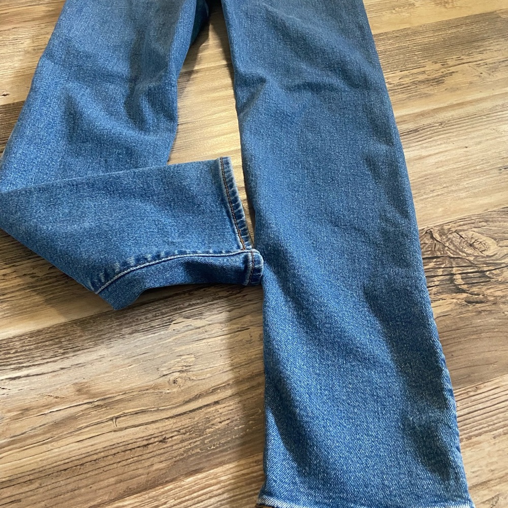 Levi's Blue Straight Leg wedgie Jeans NWT - Picture 2 of 7